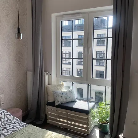 Stylowy Przy Manufakturze W Samym Centrum Lodzi